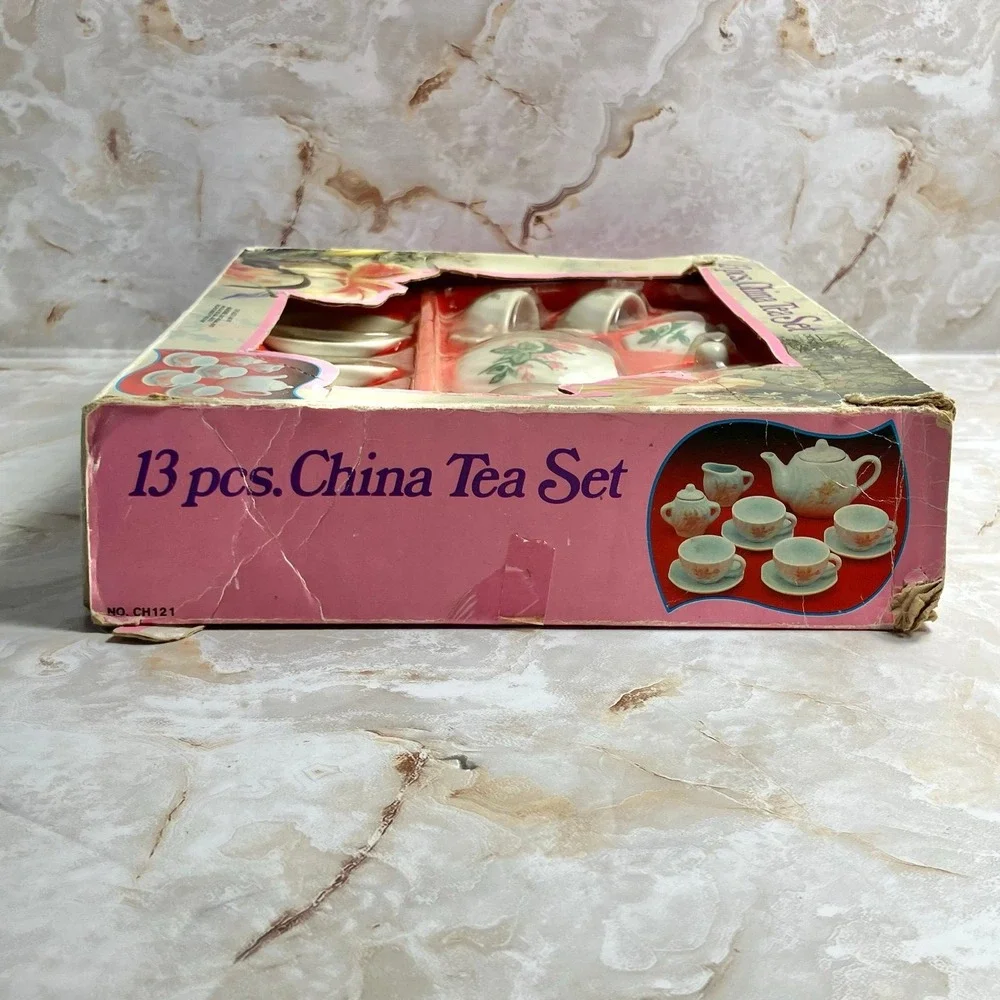Vintage 13-Piece Porcelain Tea Set Pink Classic Rose Floral Children's Toy